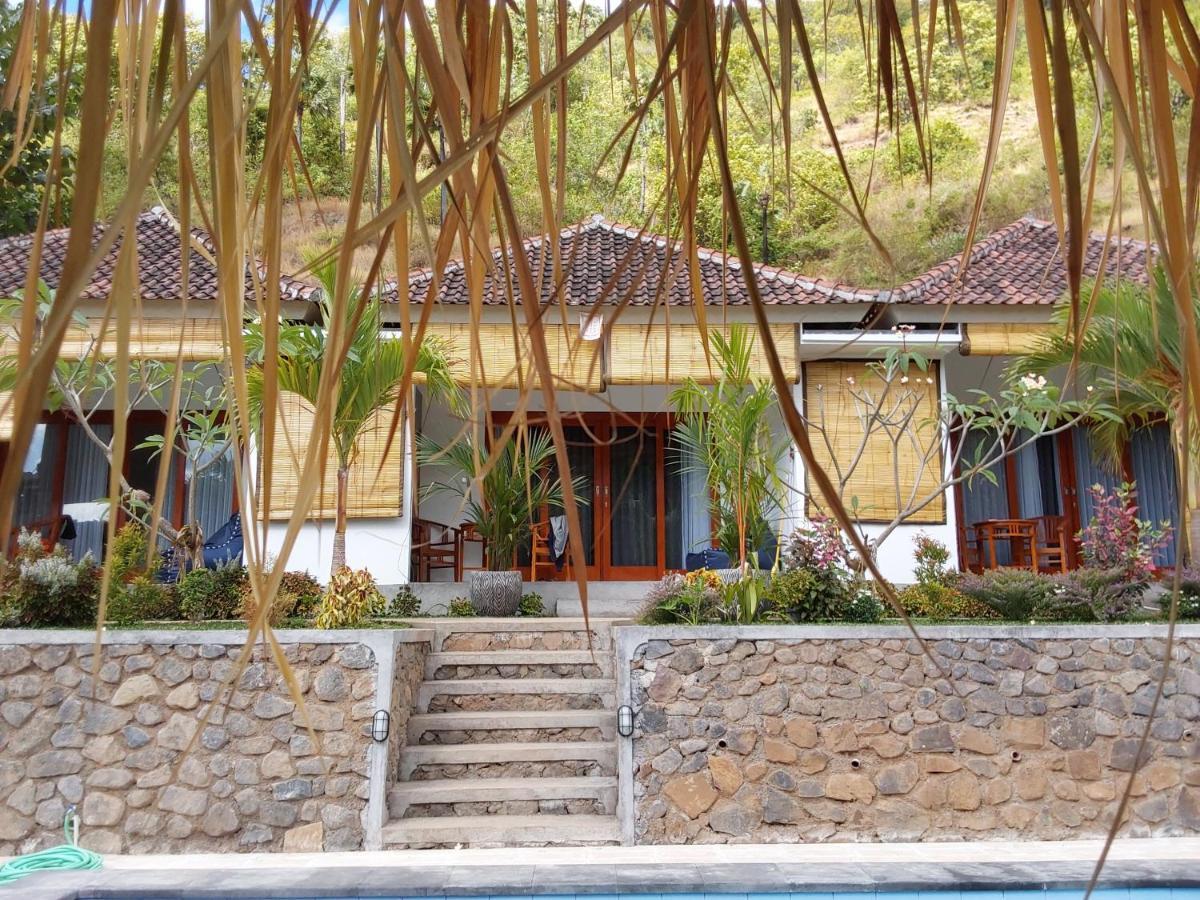 Okaoki Homestay Amed  Luaran gambar