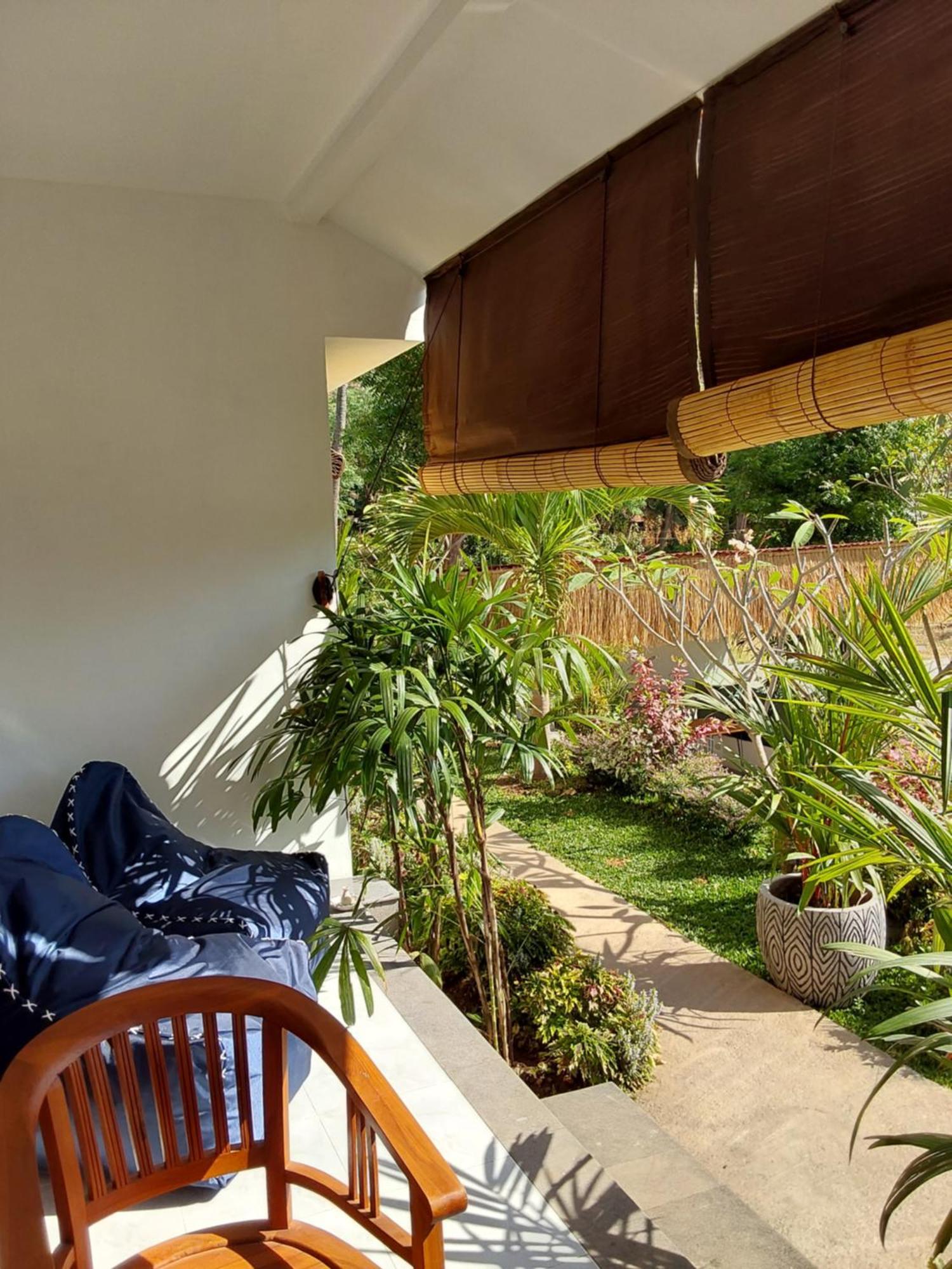 Okaoki Homestay Amed  Luaran gambar